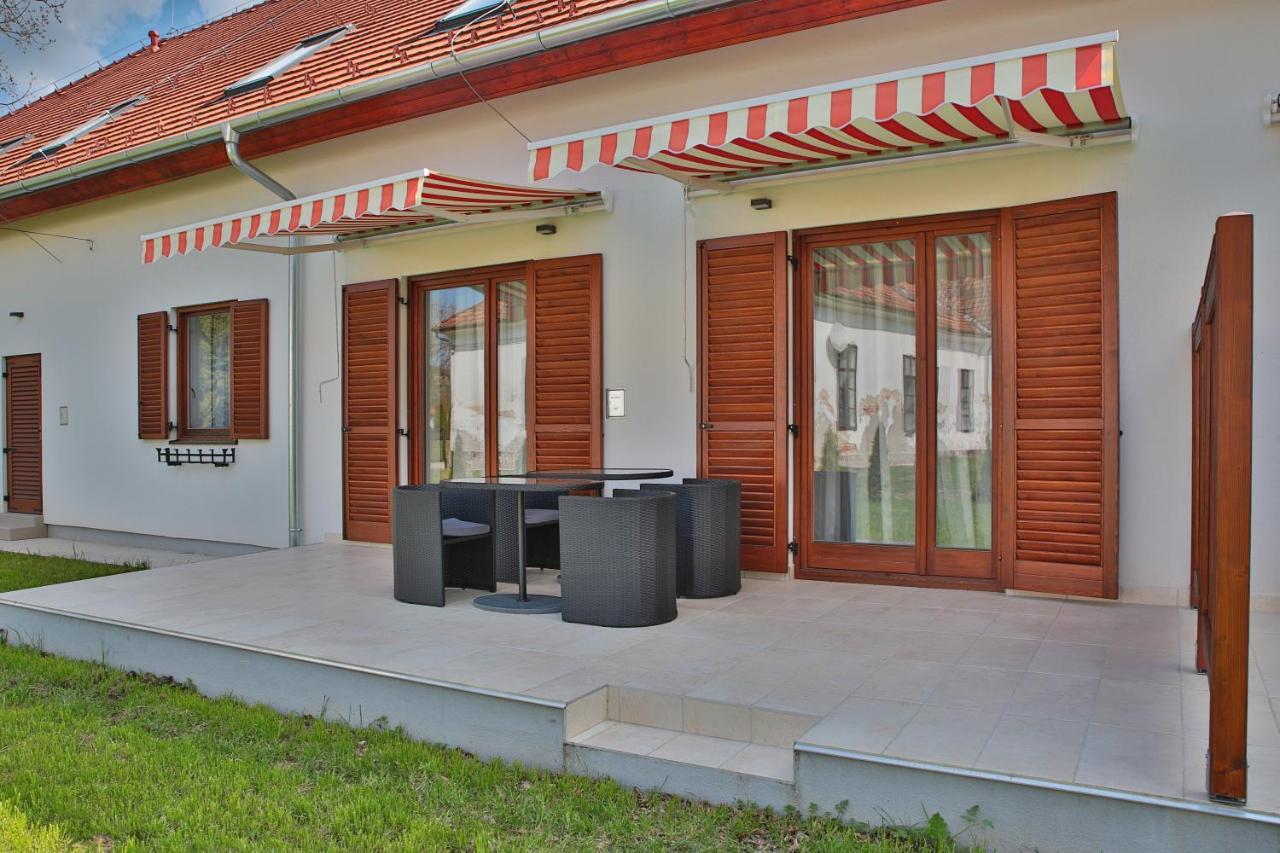 Galosfa Vendeghaz Hotel Luaran gambar