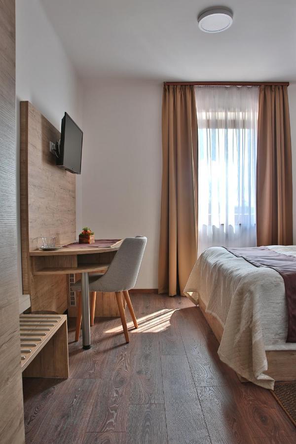 Galosfa Vendeghaz Hotel Luaran gambar